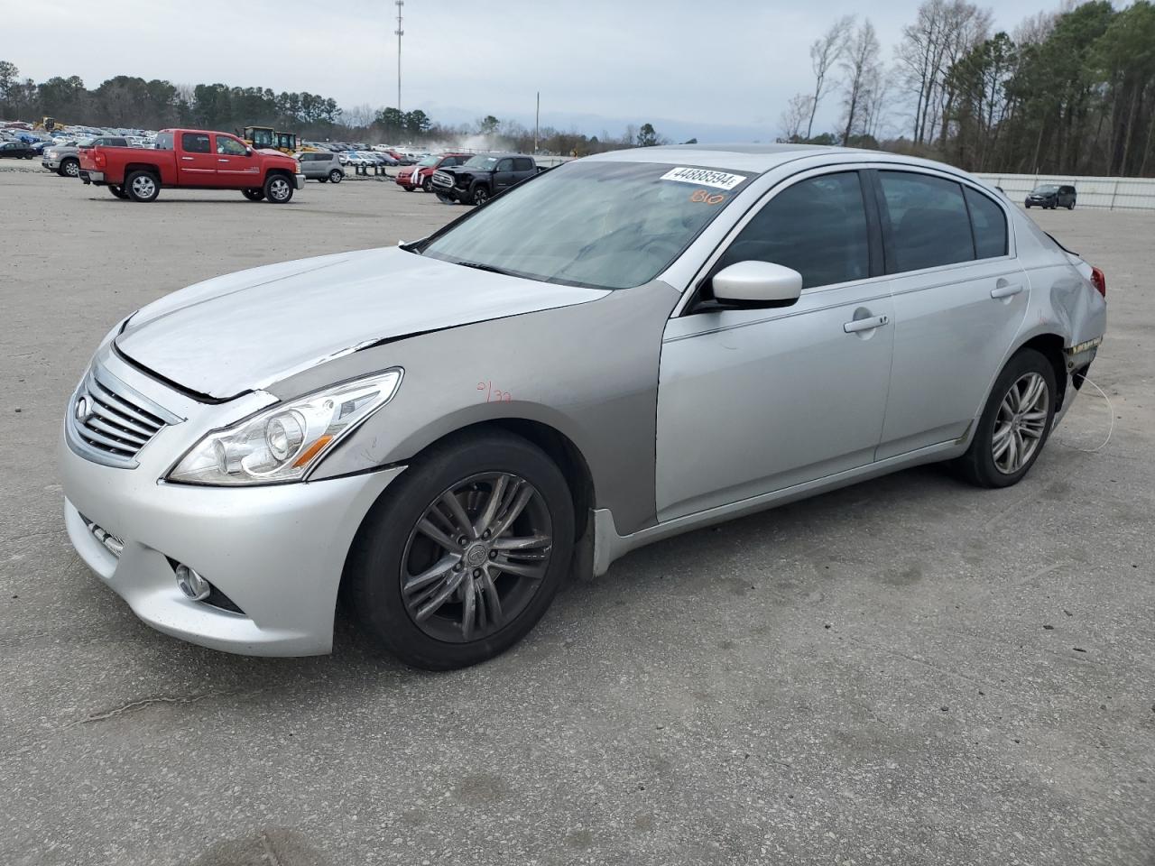 Infiniti G (2011)