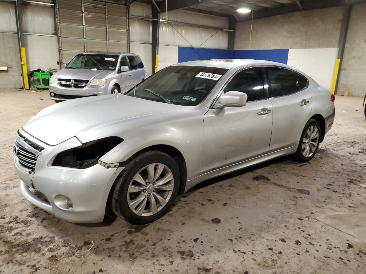 Infiniti M (2011)