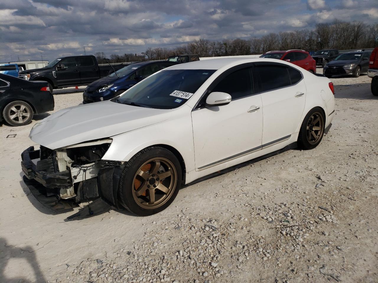 Kia Cadenza (2014)