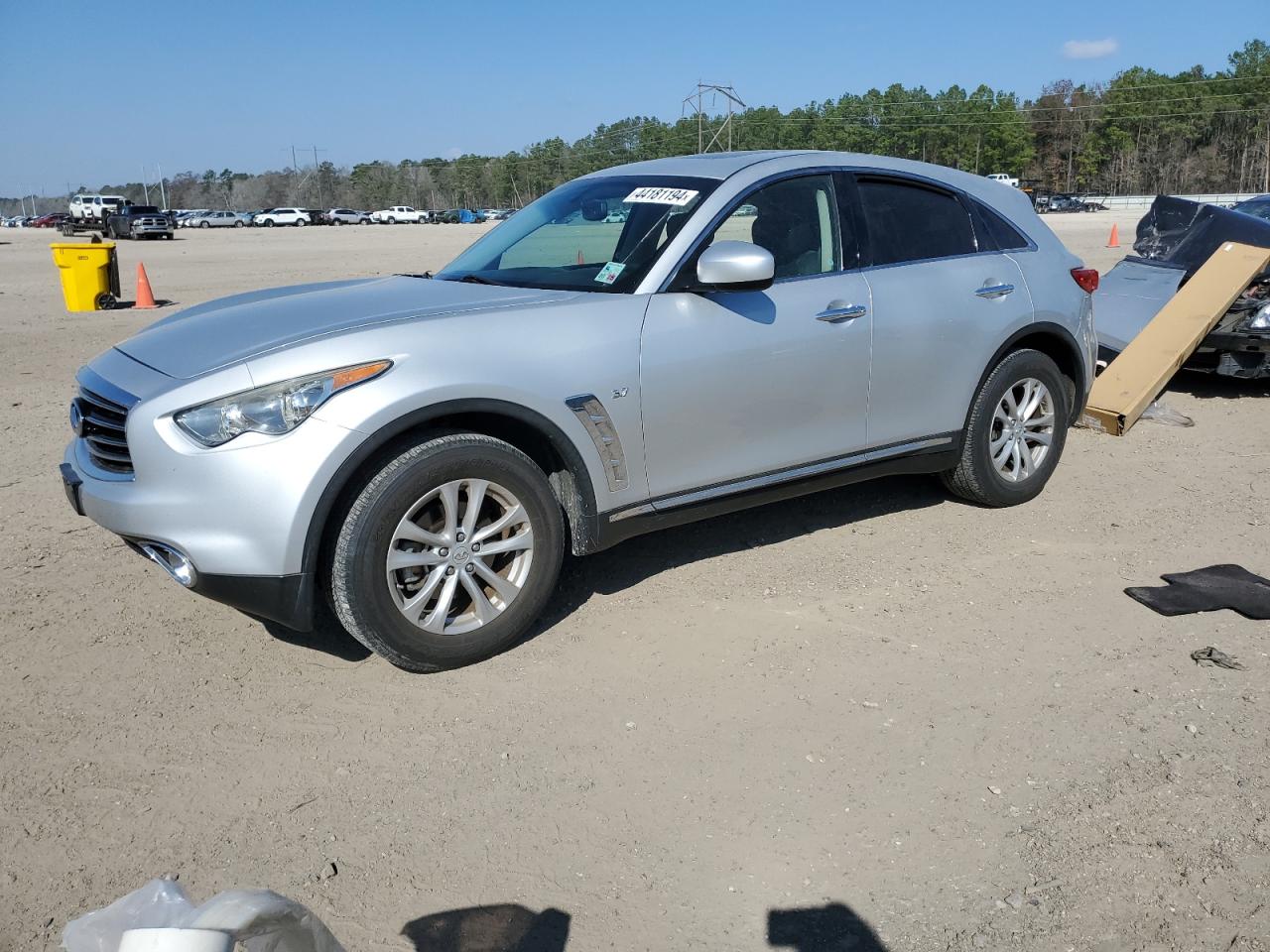 Infiniti Qx70 (2016)