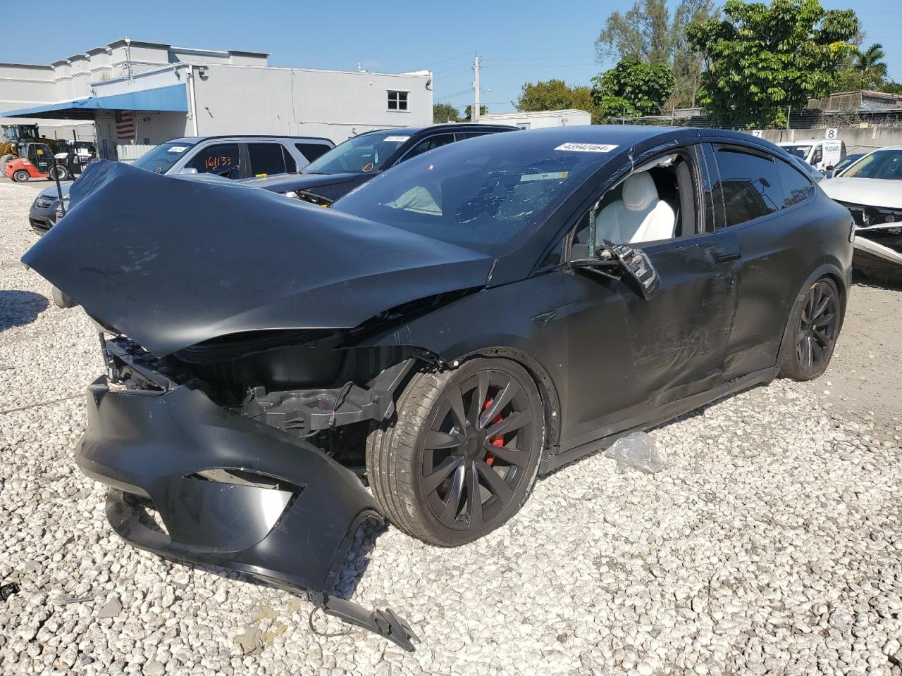 Tesla Model x (2023)