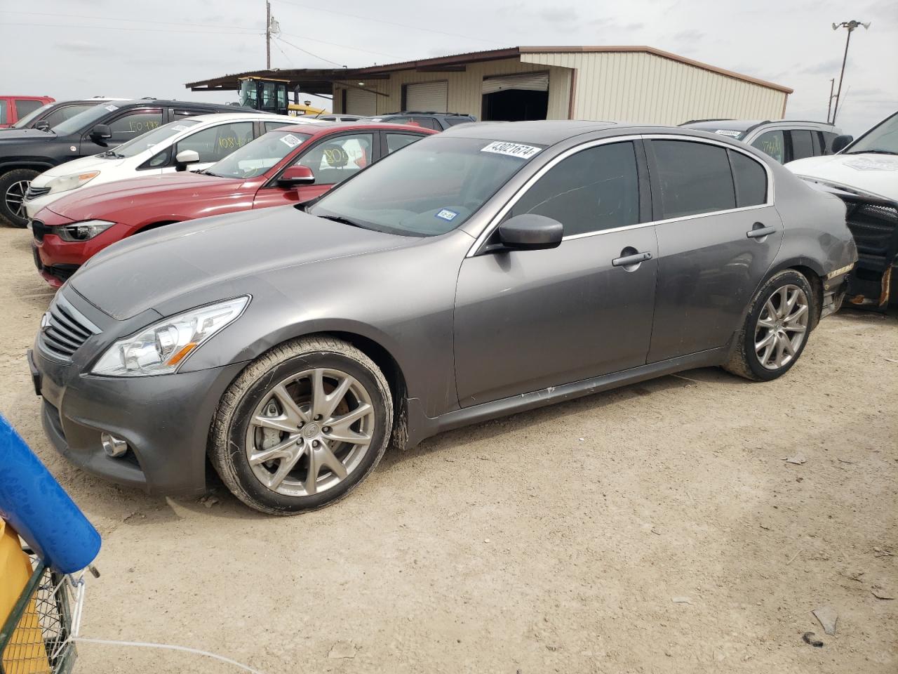 Infiniti G (2013)