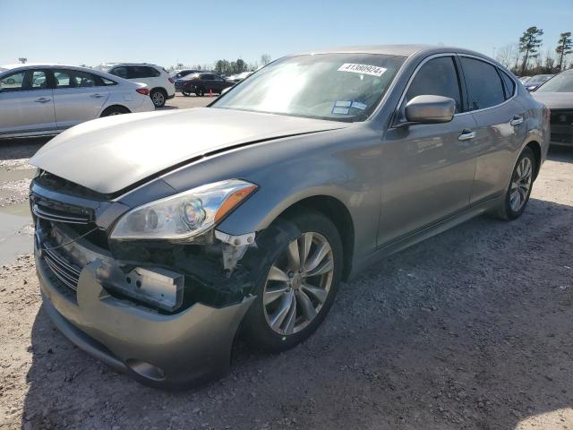 Infiniti M56 (2013)