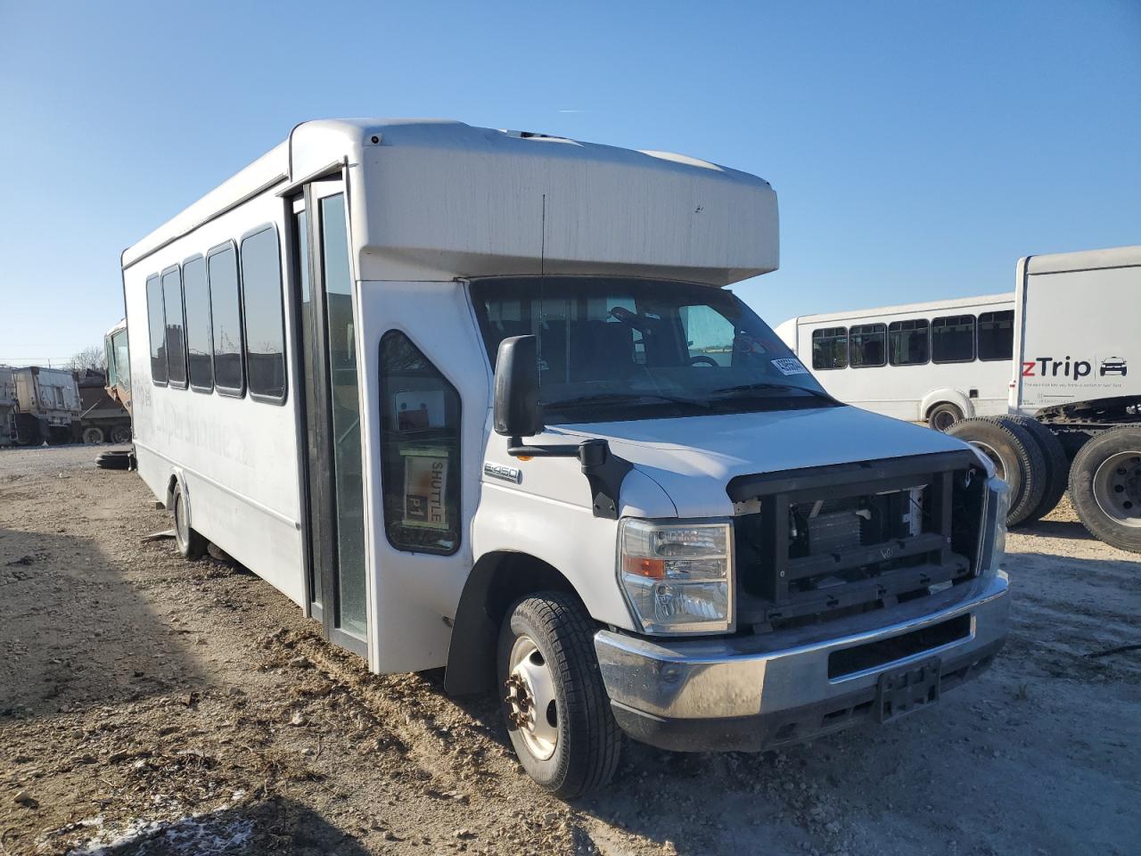 Ford Econoline (2016)