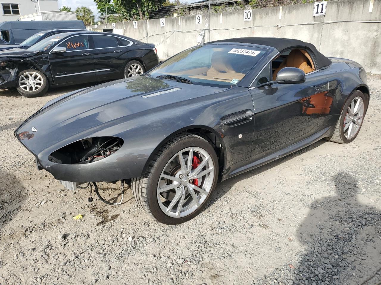 Aston-martin Vantage (2010)