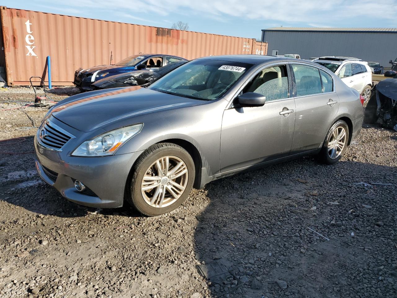 Infiniti G (2012)