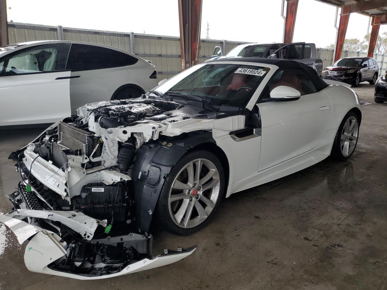 Jaguar F-type (2015)