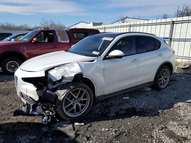Alfa-romeo Stelvio (2018)