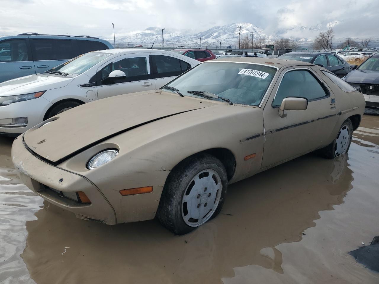 Porsche 928 (1981)