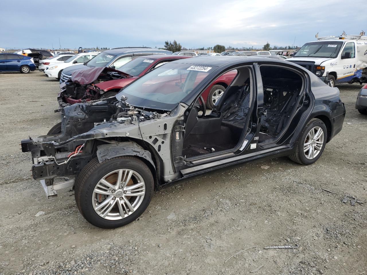 Infiniti G (2013)