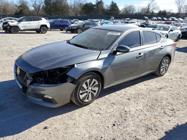 Nissan Altima s (2020)