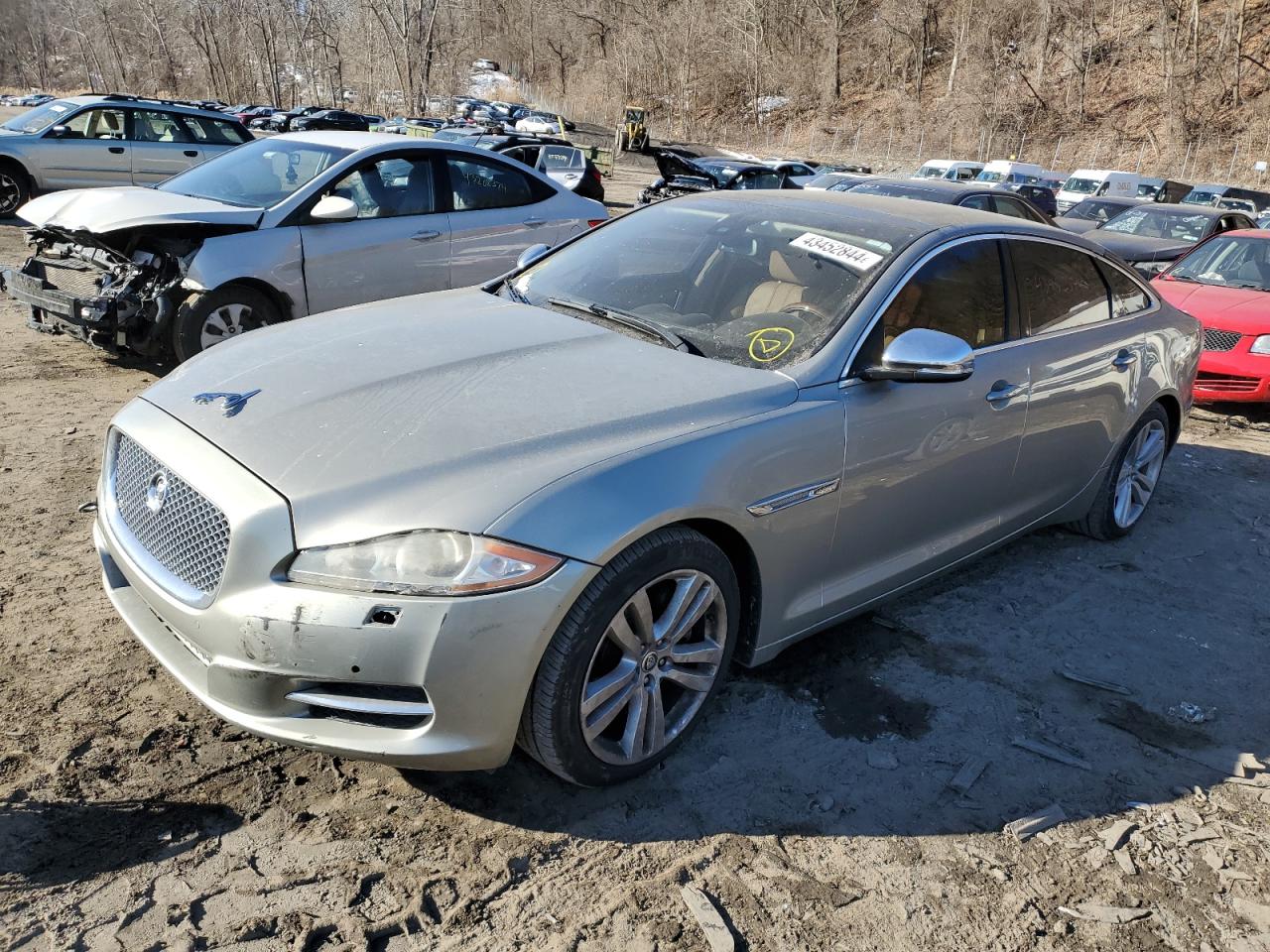 Jaguar Xj (2011)