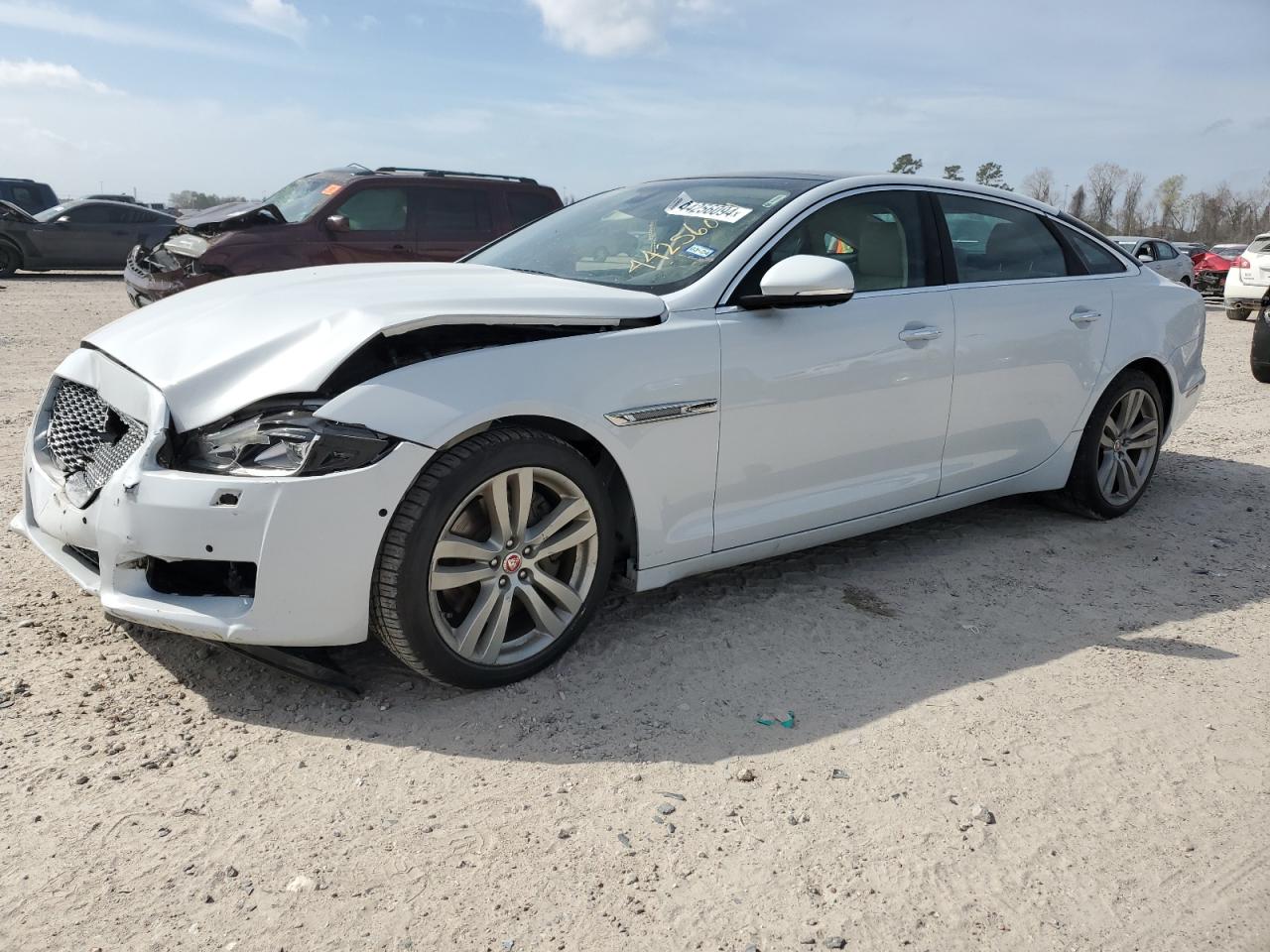 Jaguar Xj (2016)