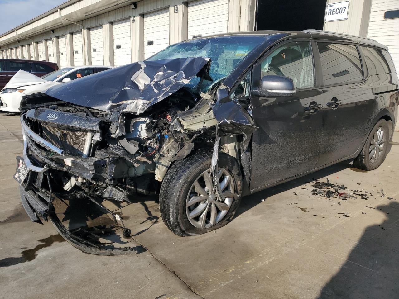 Kia Sedona (2021)