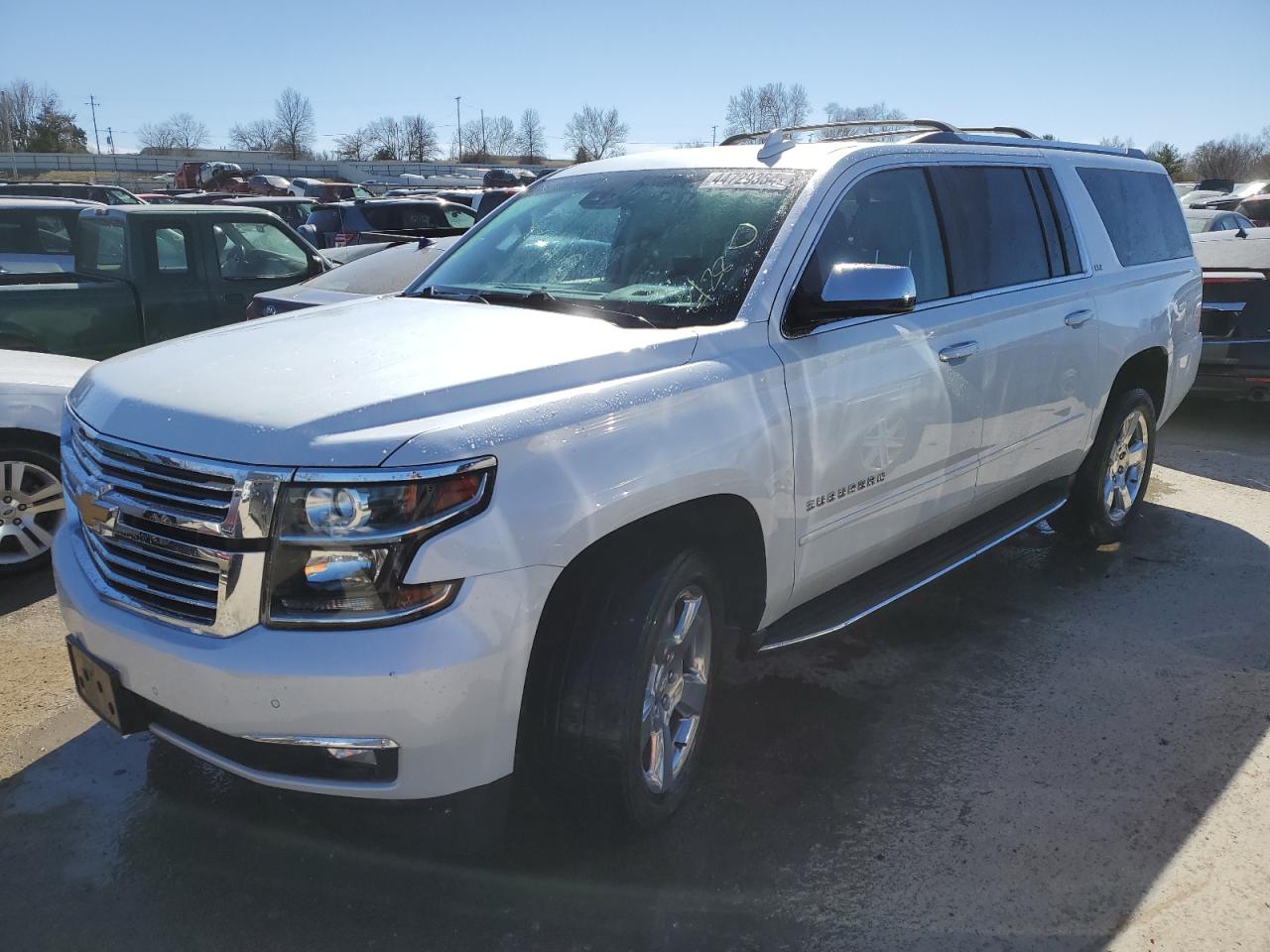 Chevrolet Suburban (2016)