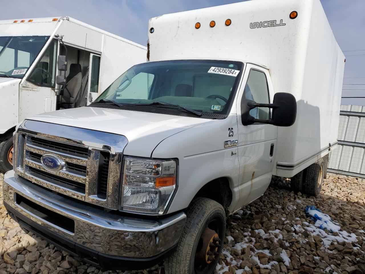 Ford Econoline (2015)