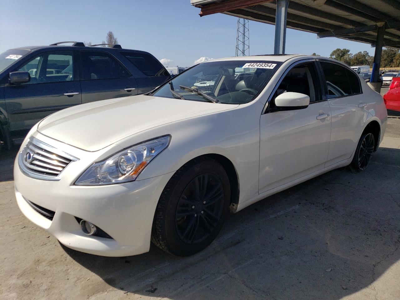 Infiniti G (2013)