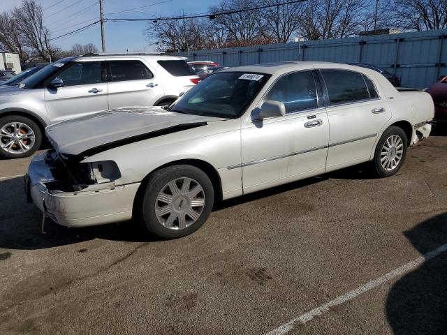 Lincoln Towncar (2005)