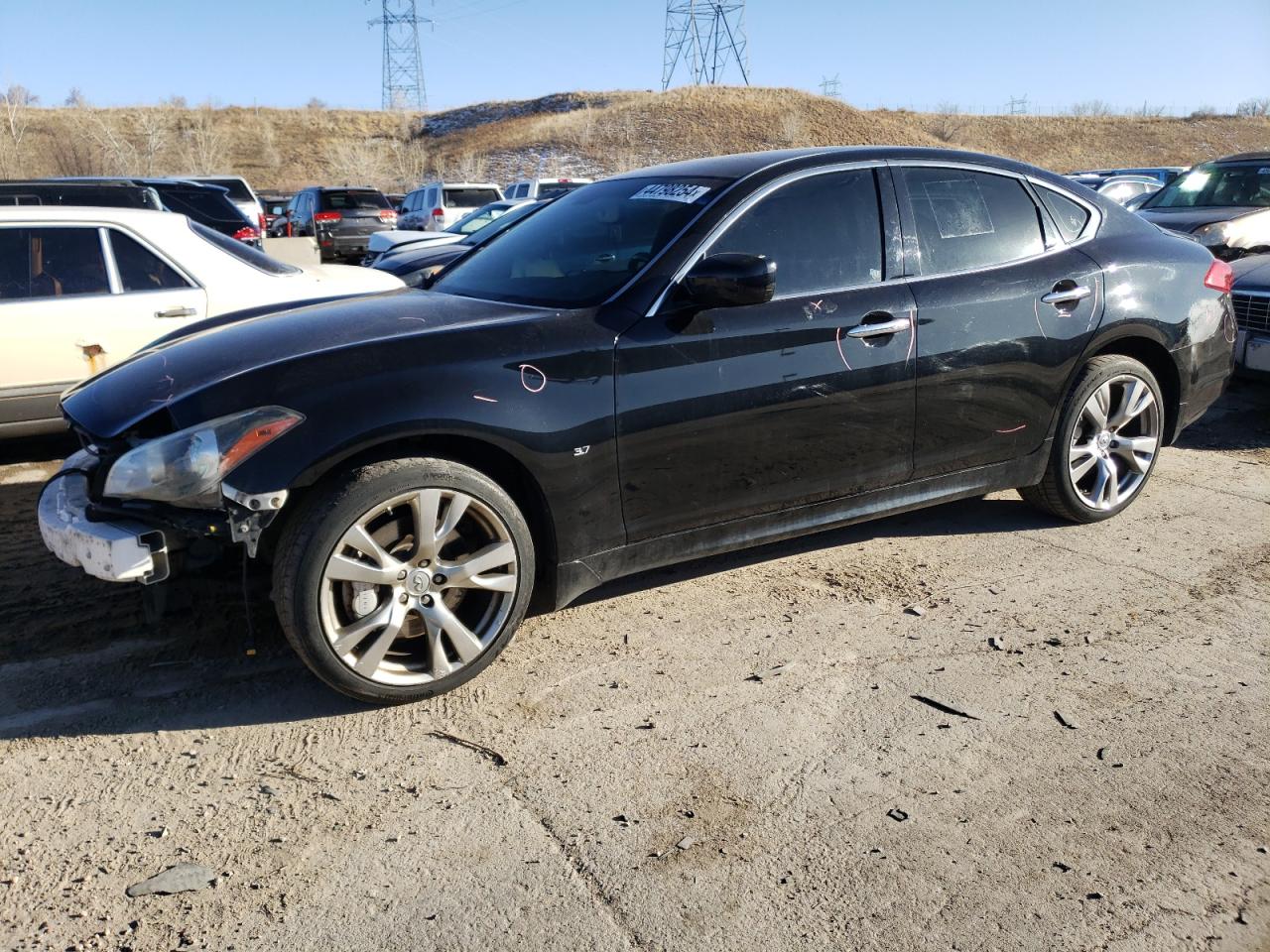 Infiniti M (2013)