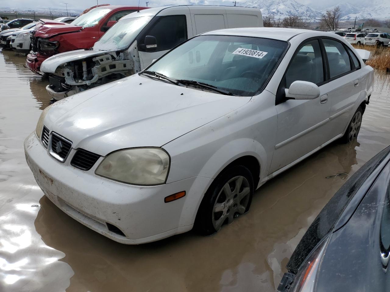 Suzuki Forenza (2004)