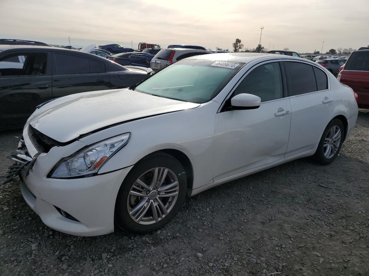 Infiniti G (2013)