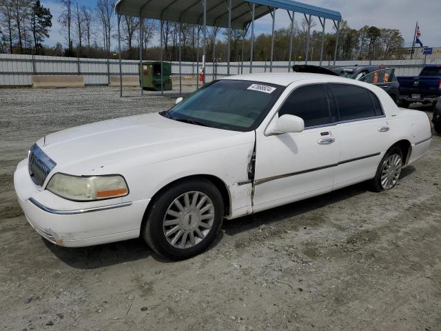Lincoln Towncar (2003)