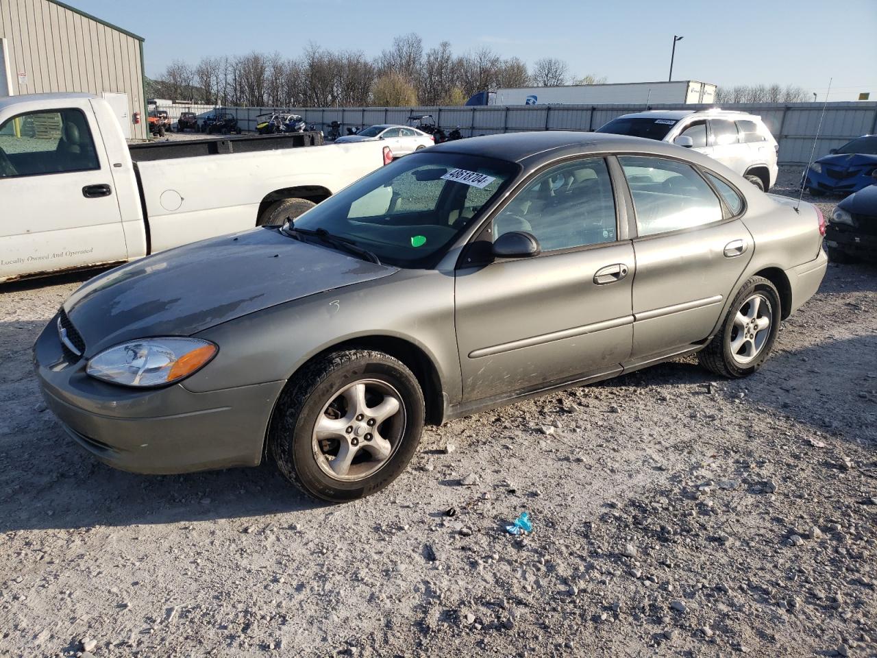 Ford Taurus (2001)
