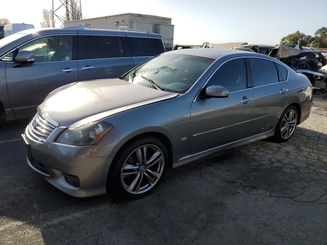 Infiniti M (2008)
