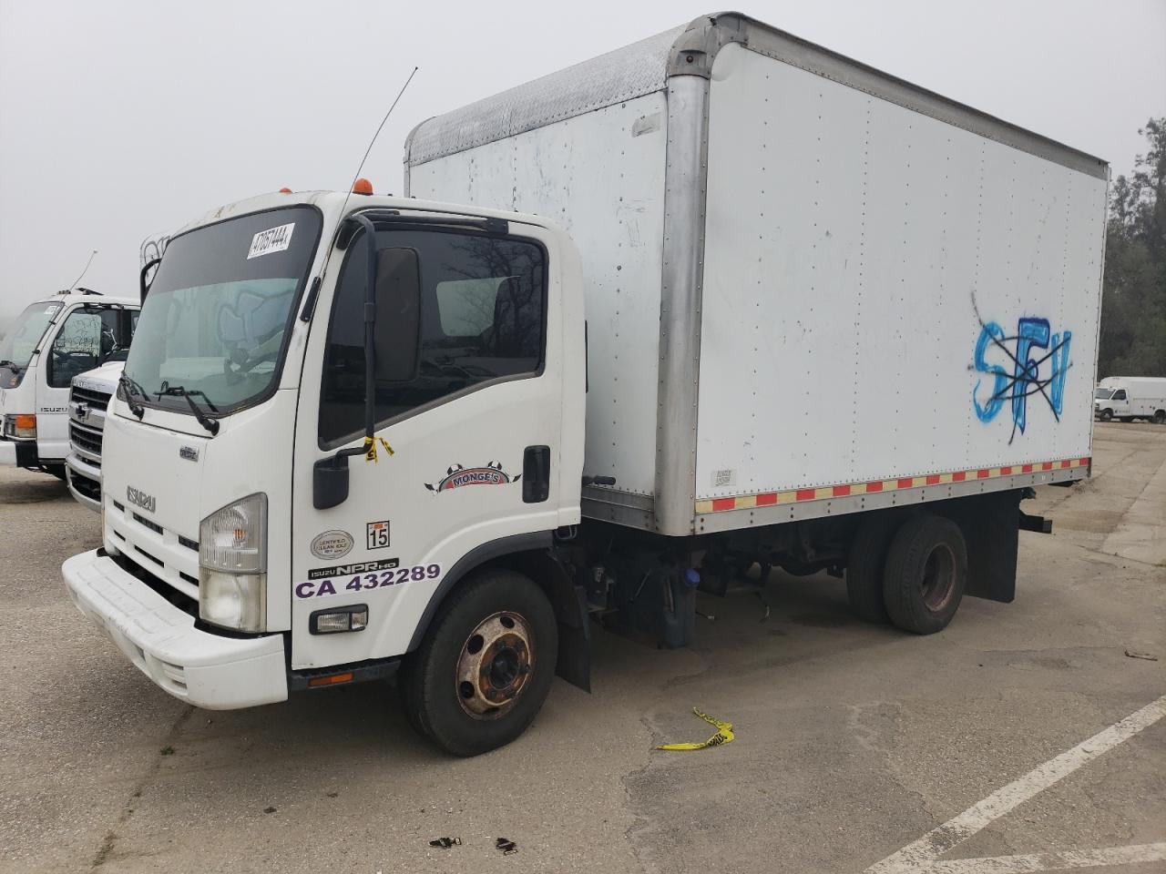 Isuzu Npr (2011)