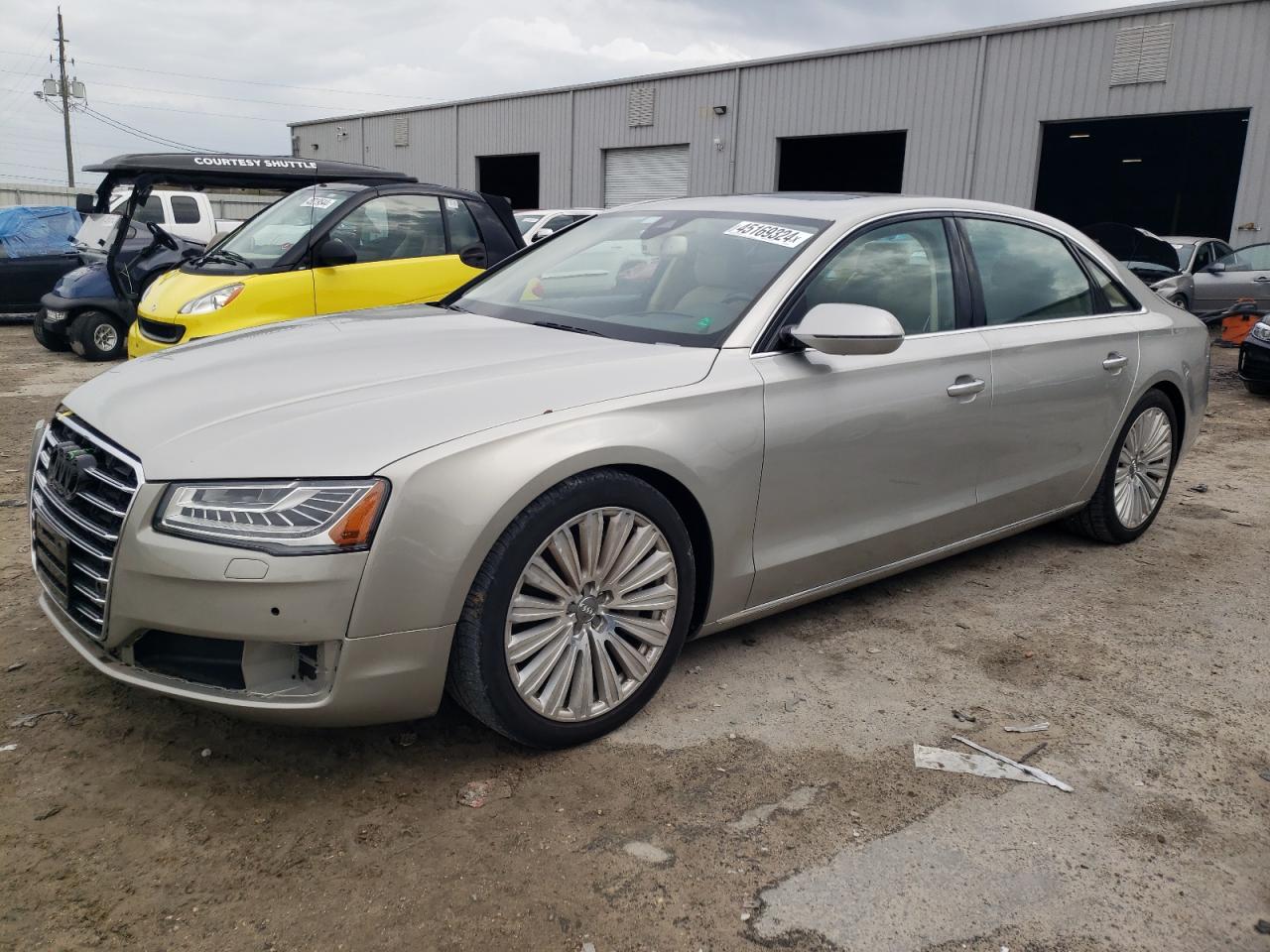 Audi A8 (2015)