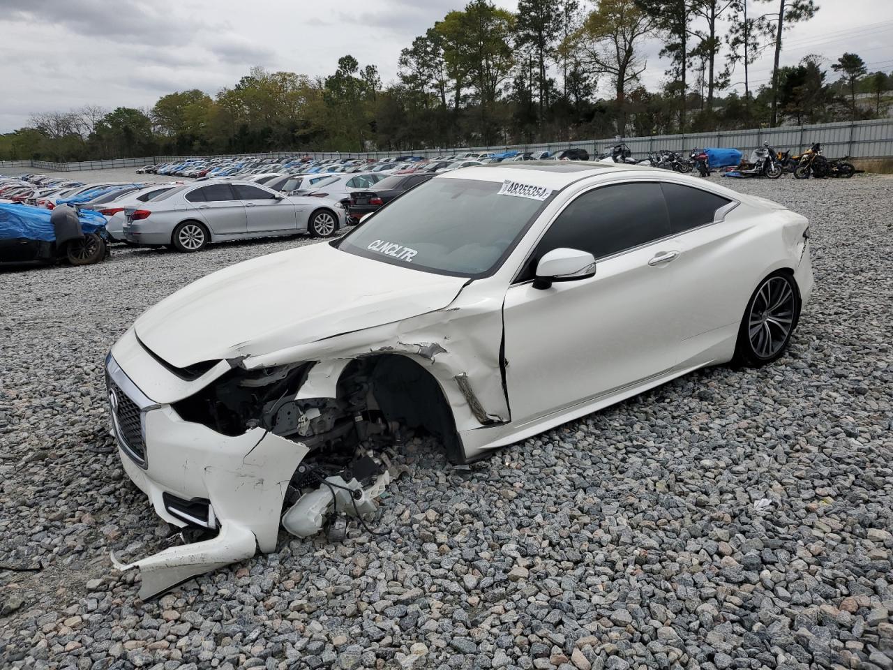 Infiniti Q60 (2017)