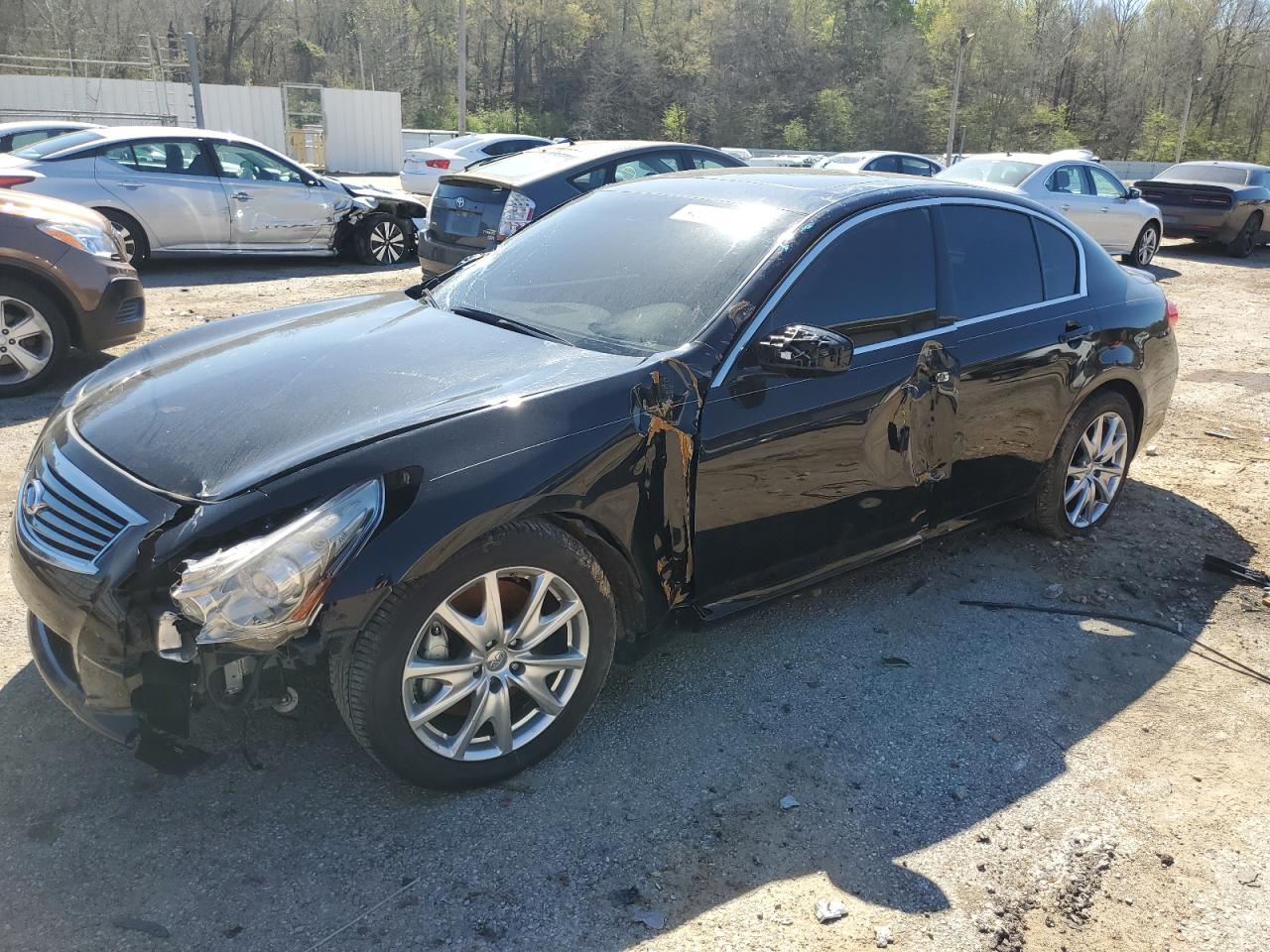 Infiniti G (2012)