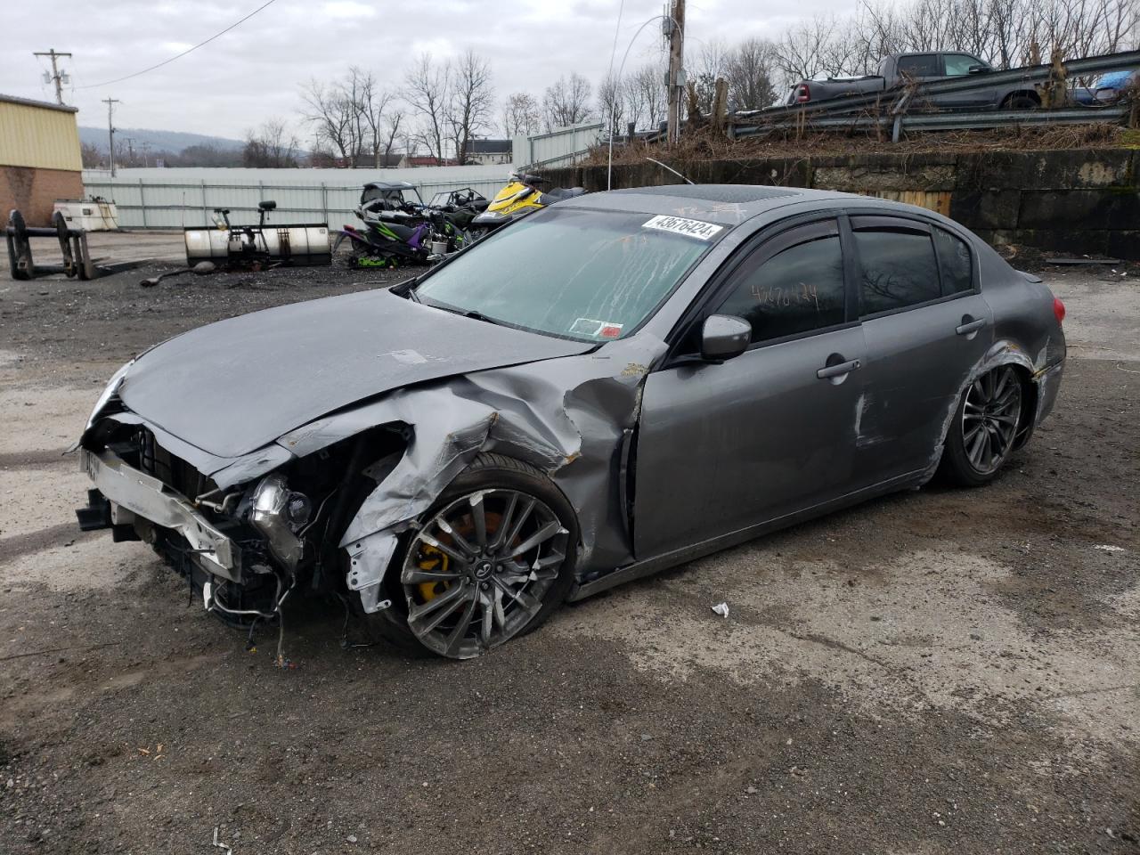 Infiniti G (2013)