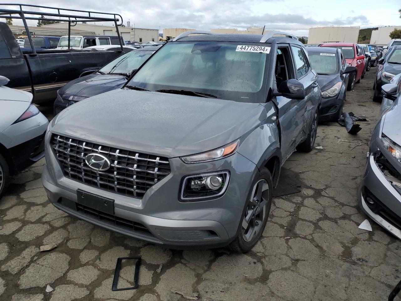 Hyundai Venue (2023)