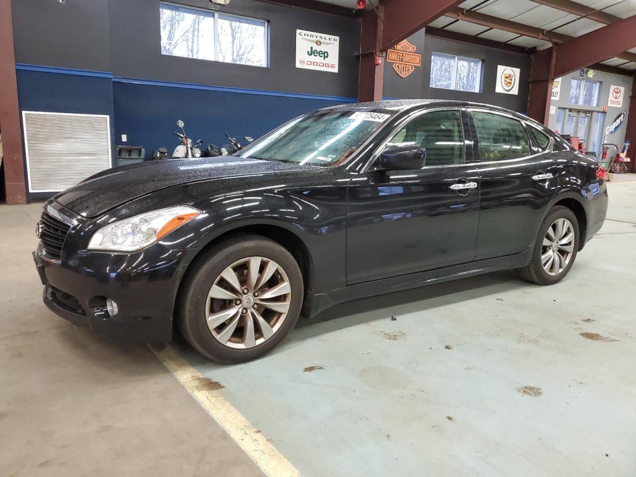 Infiniti M (2012)