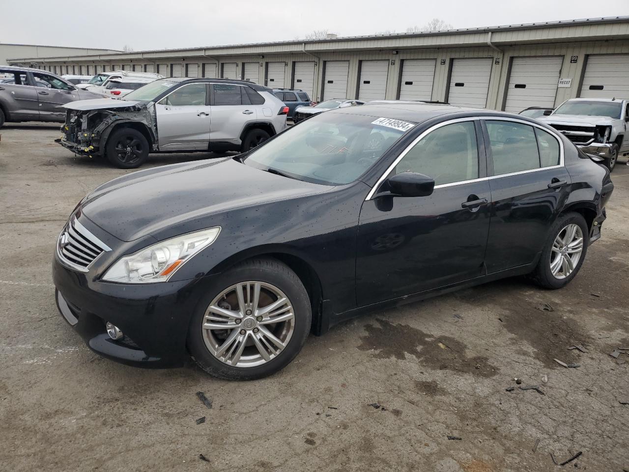 Infiniti G (2013)