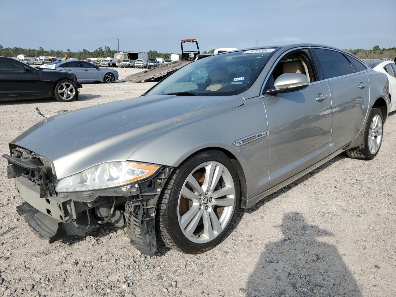 Jaguar Xj (2011)