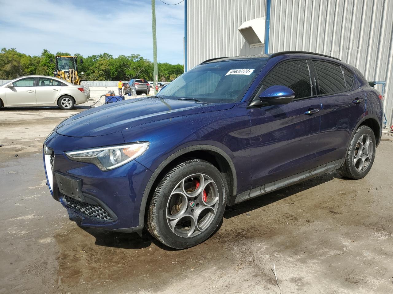 Alfa-romeo Stelvio (2018)