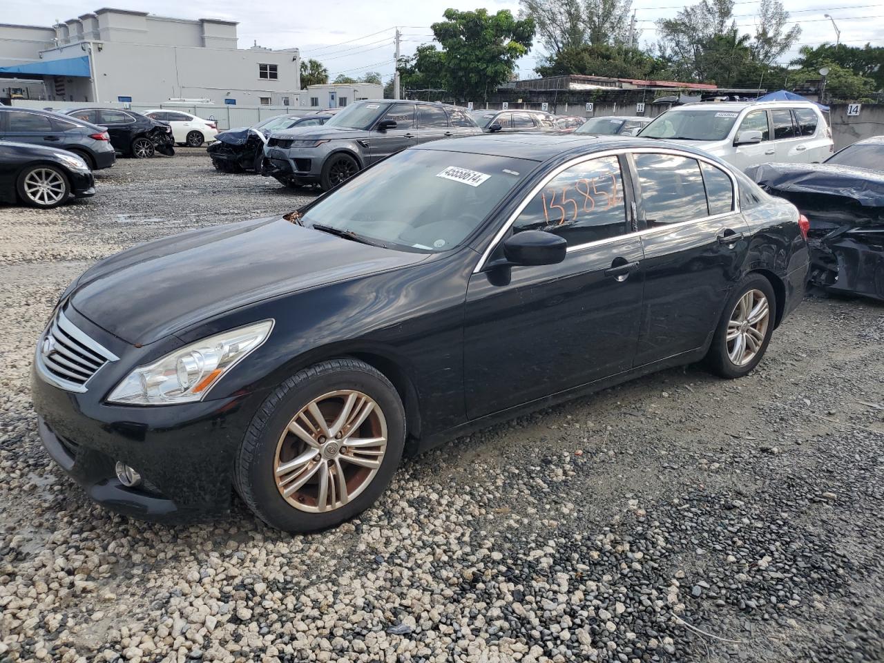 Infiniti G (2013)