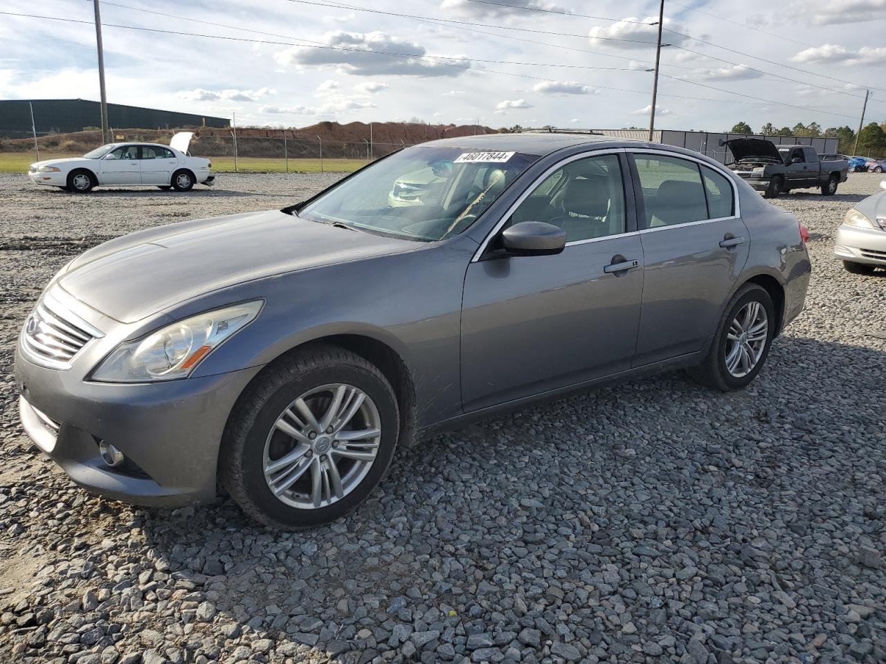 Infiniti G (2012)