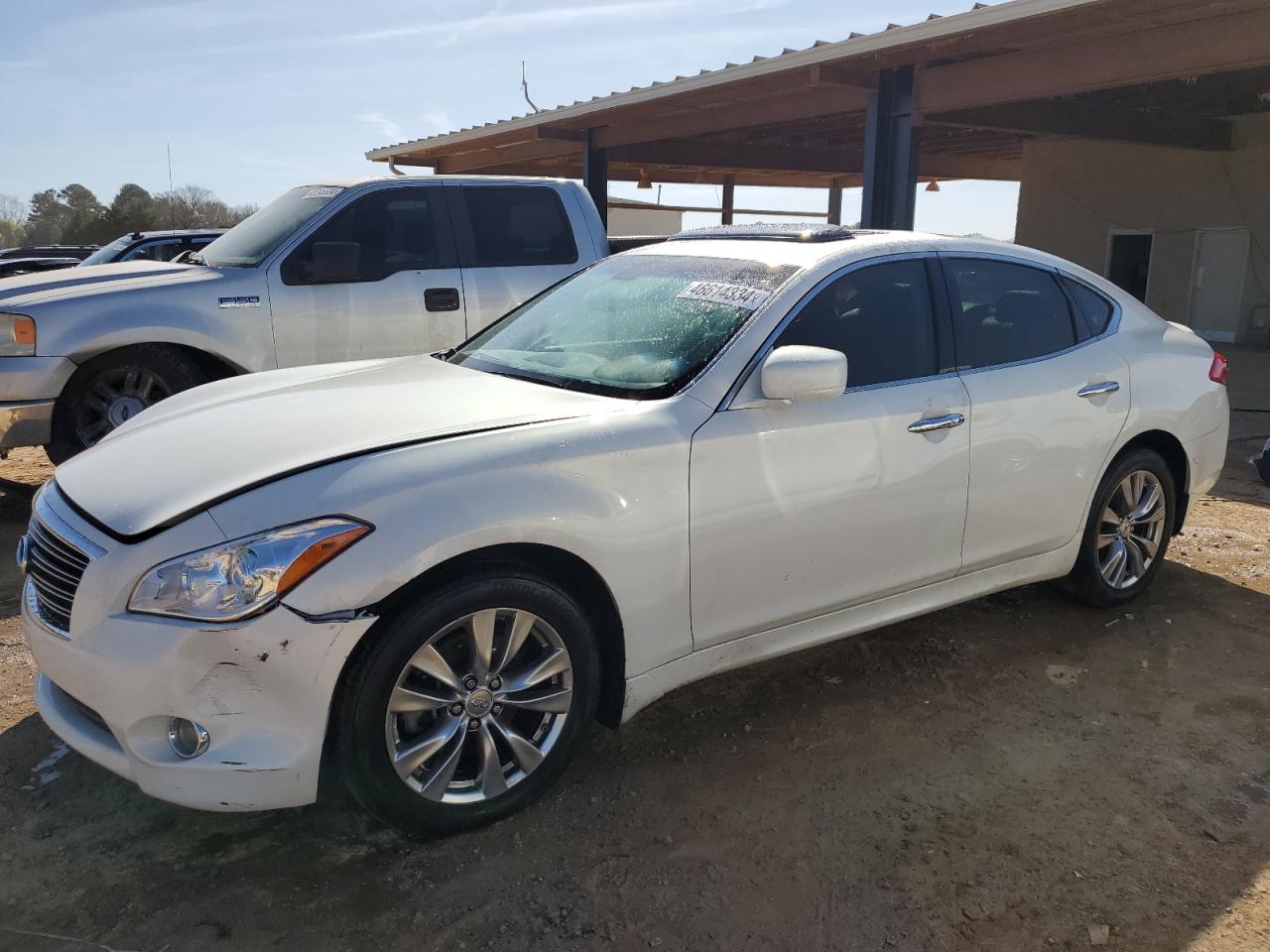 Infiniti M (2013)