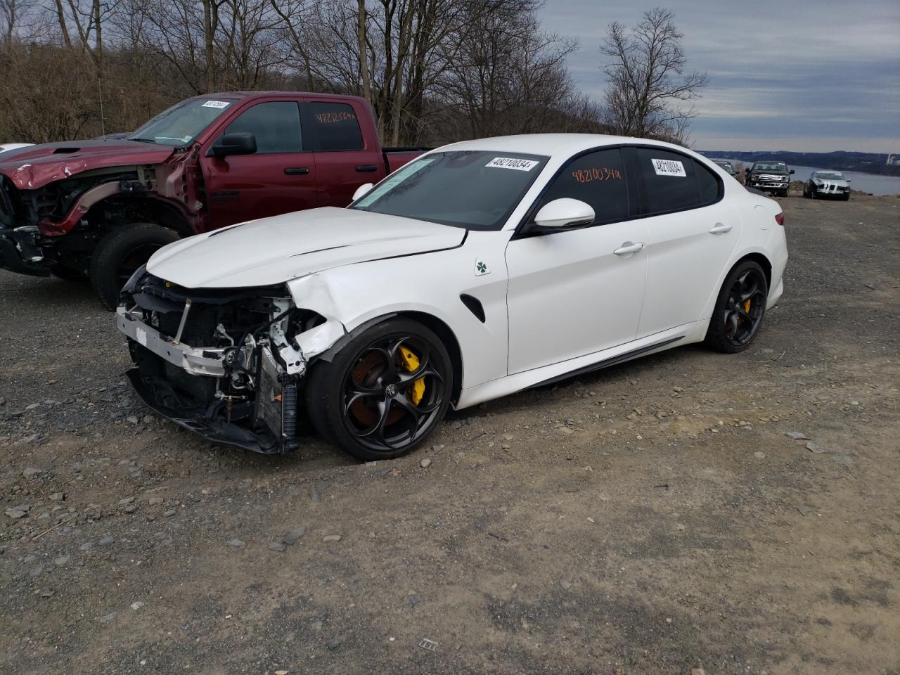 Alfa-romeo Giulia (2017)