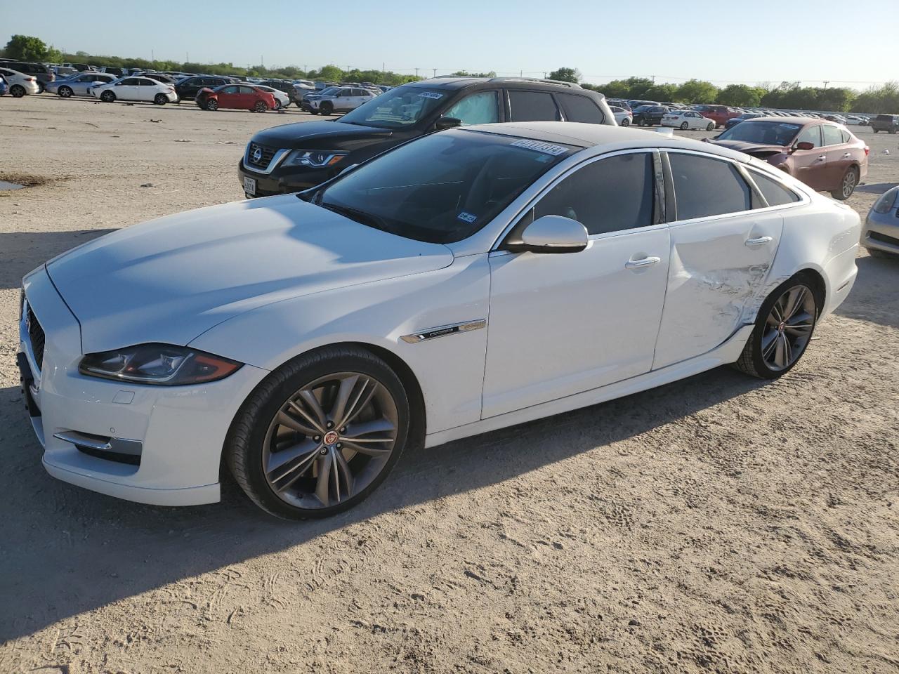 Jaguar Xj (2016)