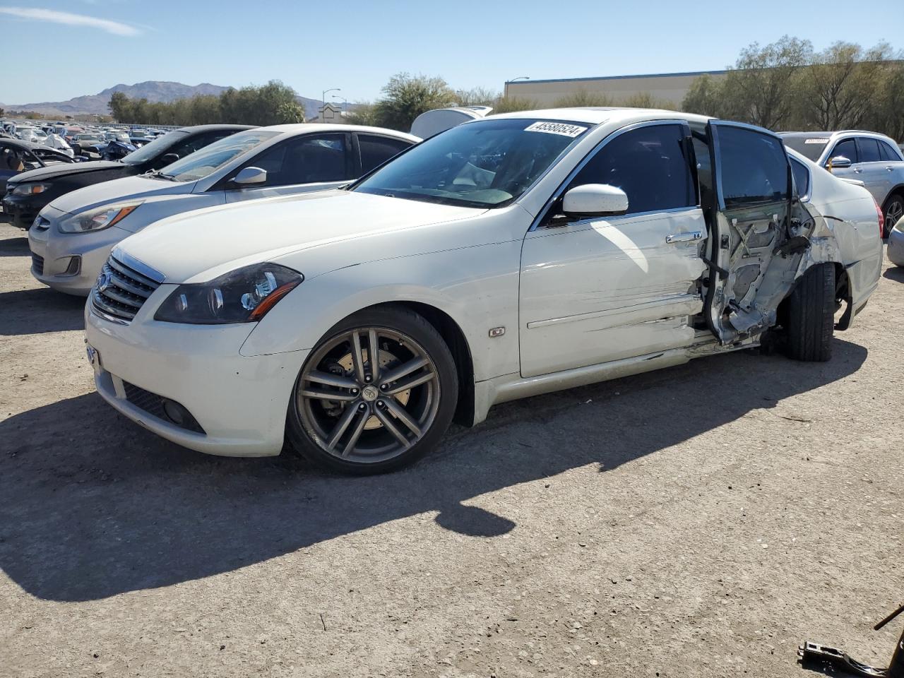 Infiniti M (2007)