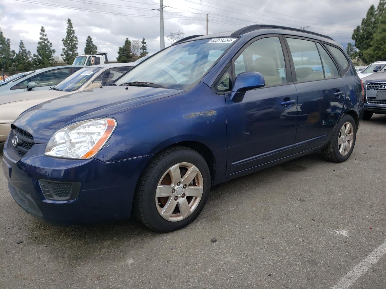 Kia Rondo (2008)