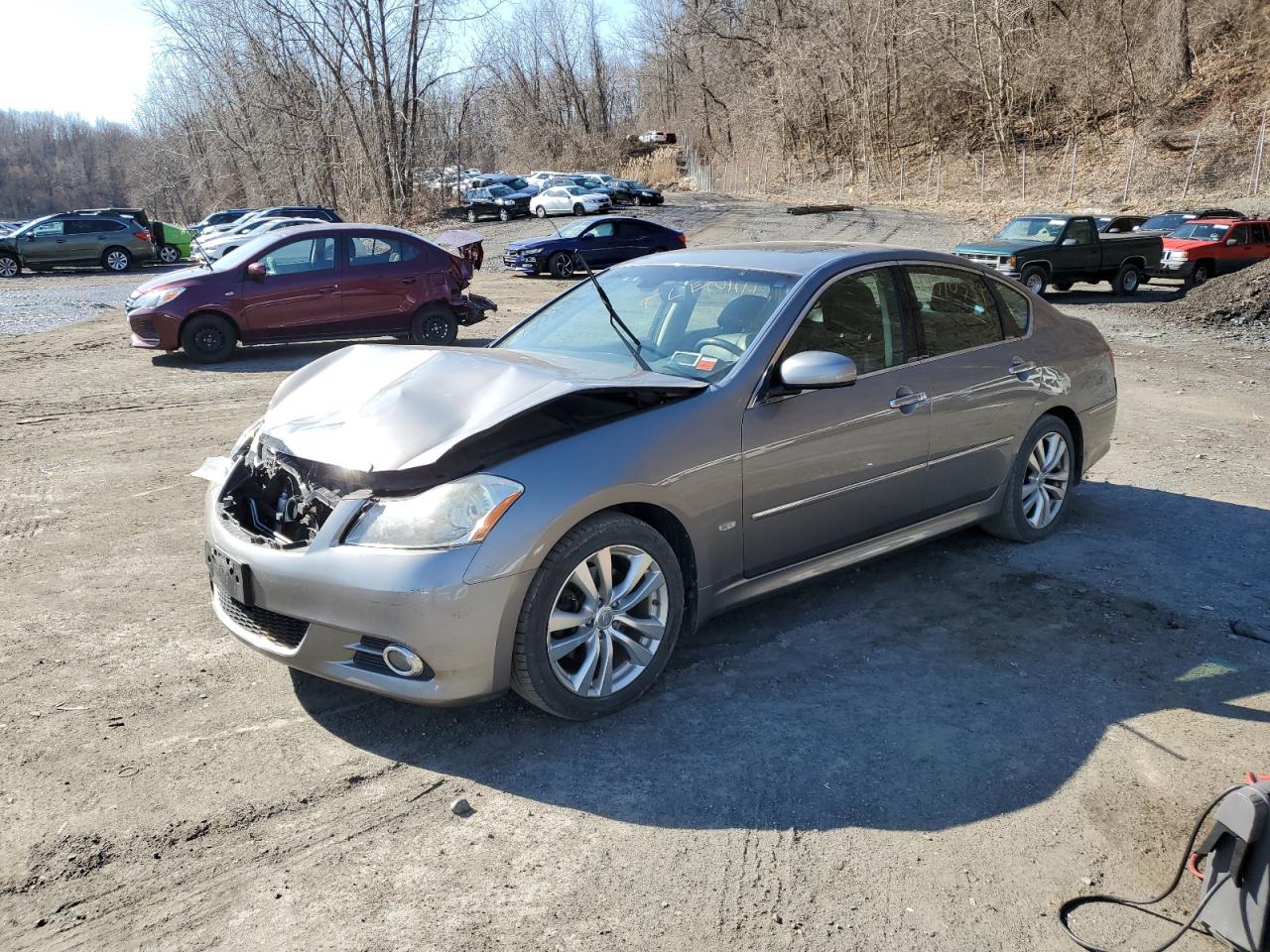 Infiniti M (2010)