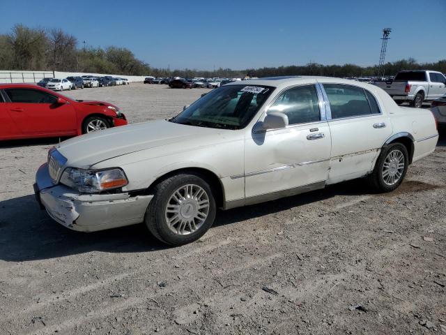 Lincoln Towncar (2006)