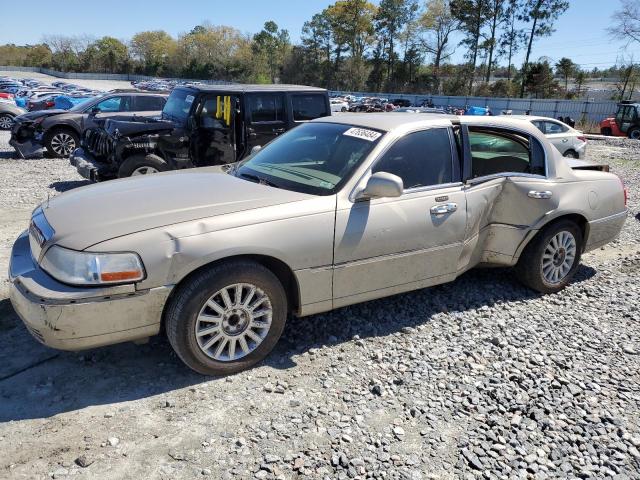 Lincoln Towncar (2005)