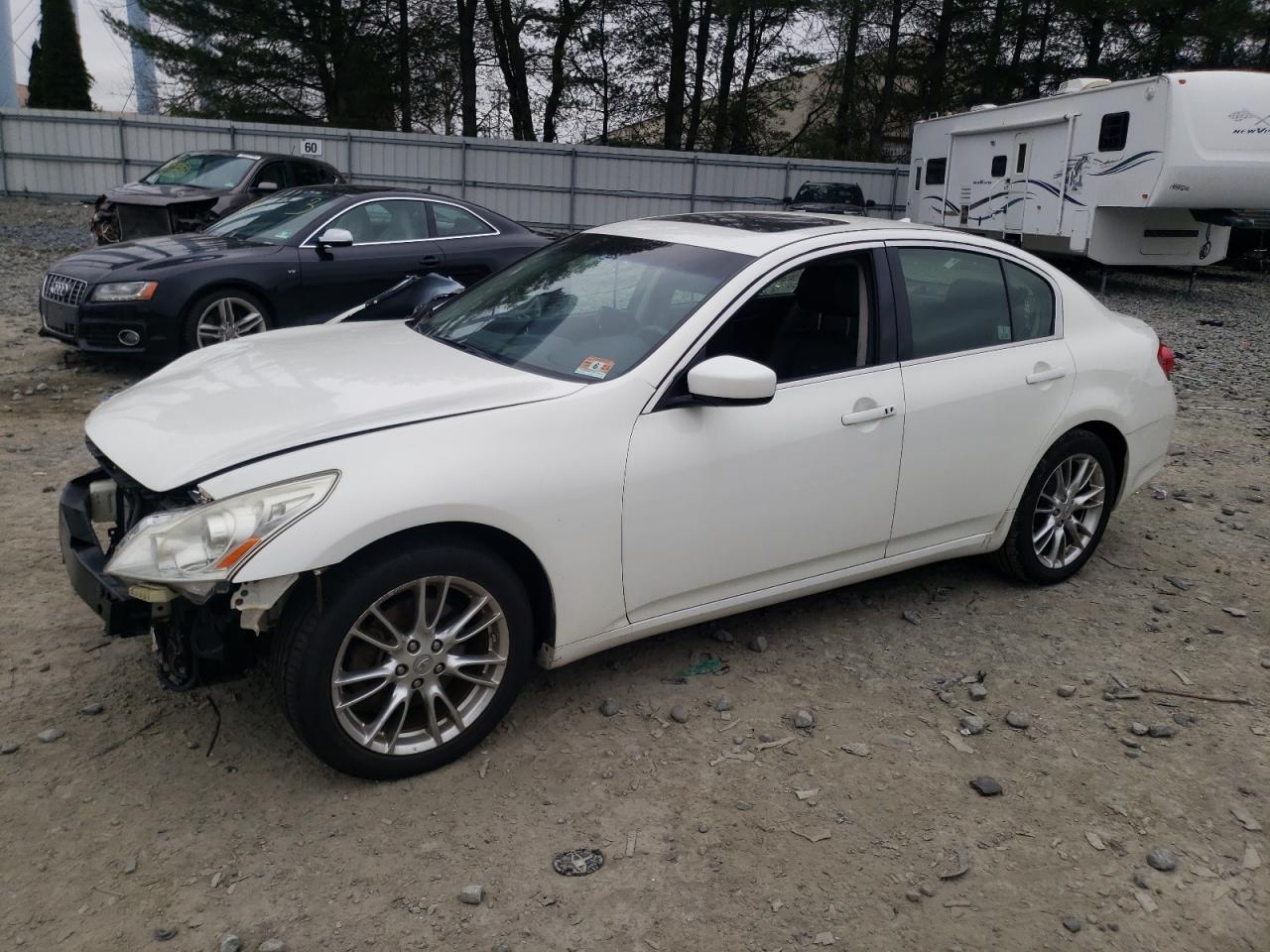 Infiniti G (2013)