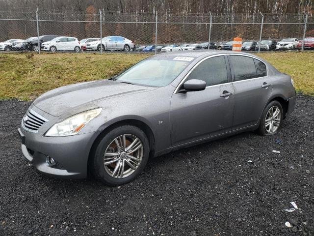 Infiniti Q40 (2015)